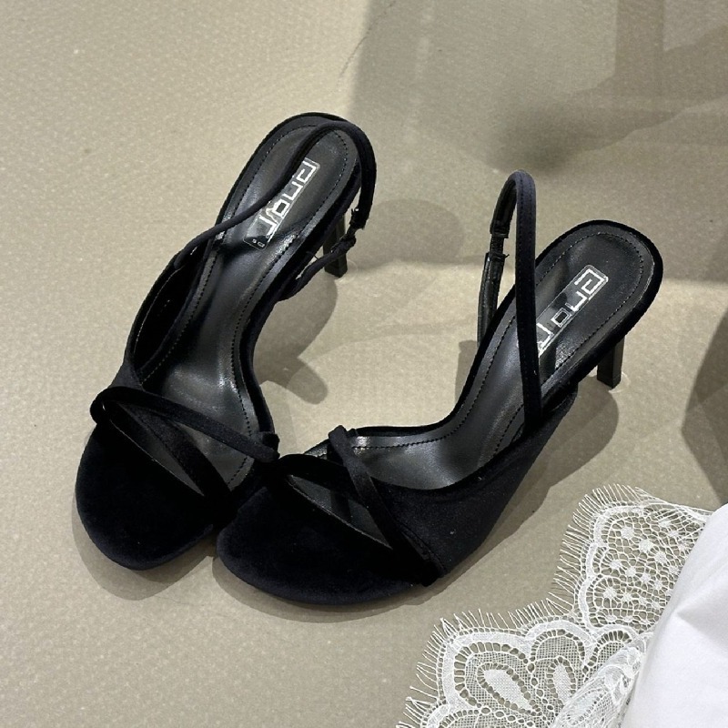 Velvet Luxury Women Heels Shoe - Luxury Lifestyle Products ulasan dan harga