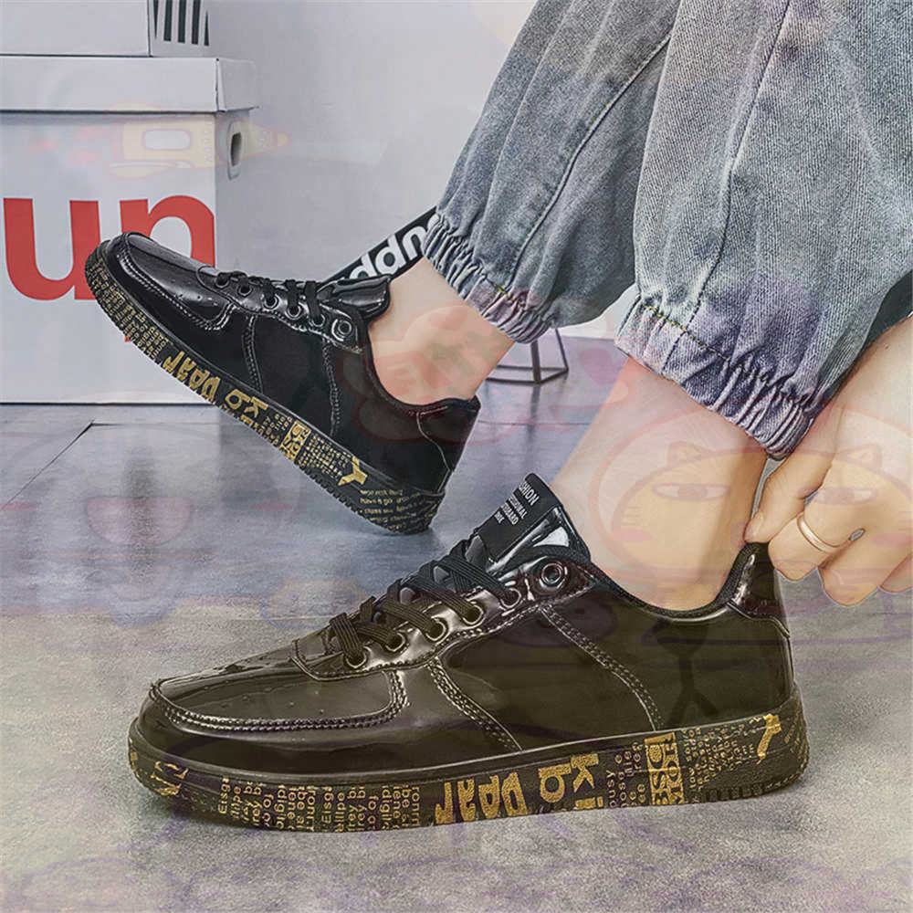 Round Foot Size 45 Sneakers Wh - Luxury Lifestyle Lounge ulasan dan harga